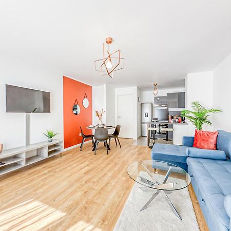 Massy Serenity - 64M2, Terrace, Balcony, Parking Buitenkant foto